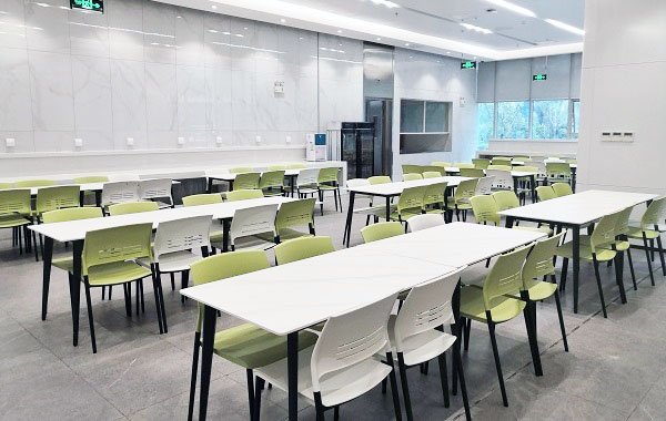 视觉结算台：无需芯片餐具，如何降低食堂运营成本？
